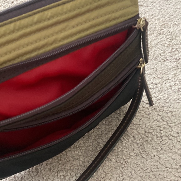 Dooney & Bourke Cross Body - Picture 5 of 8